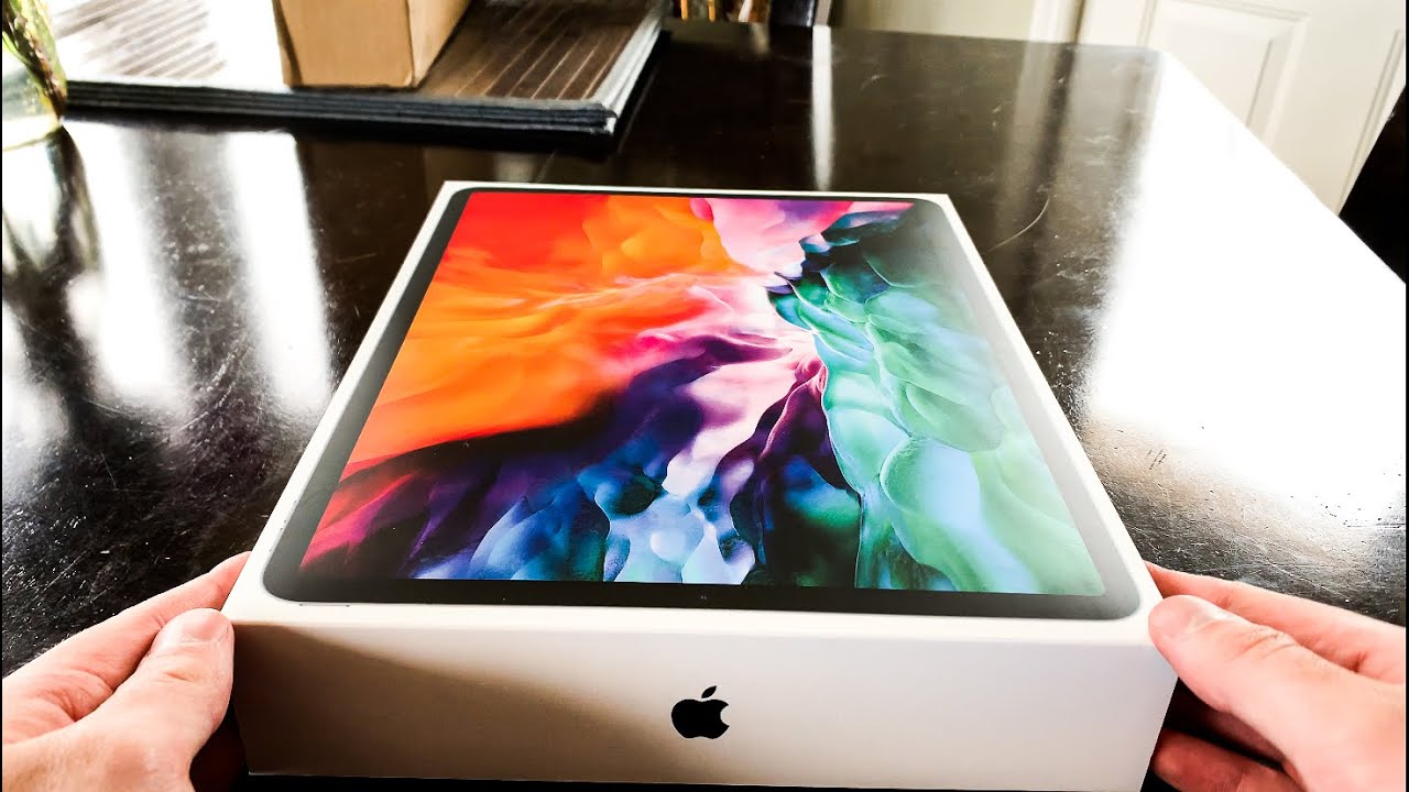 iPad Pro 12.9 Inch UNBOXING and SETUP 2020