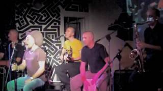 Africa Unite - Mentre Fuori Piove Acoustic [Patchanka - Chieri (Italy) 06.10.10]