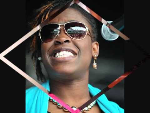 BizziBizz ft ShEzaR- SuperFine(produced by soun'wave)