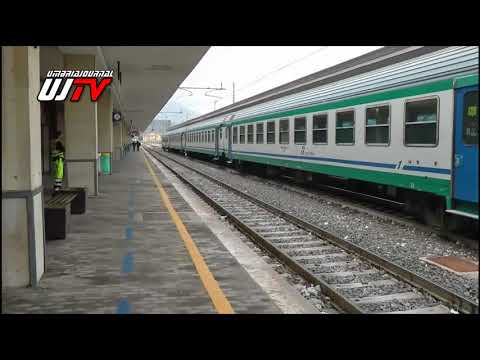 Si rifiuta di fornire biglietto treno e ingiuria capotreno, il video