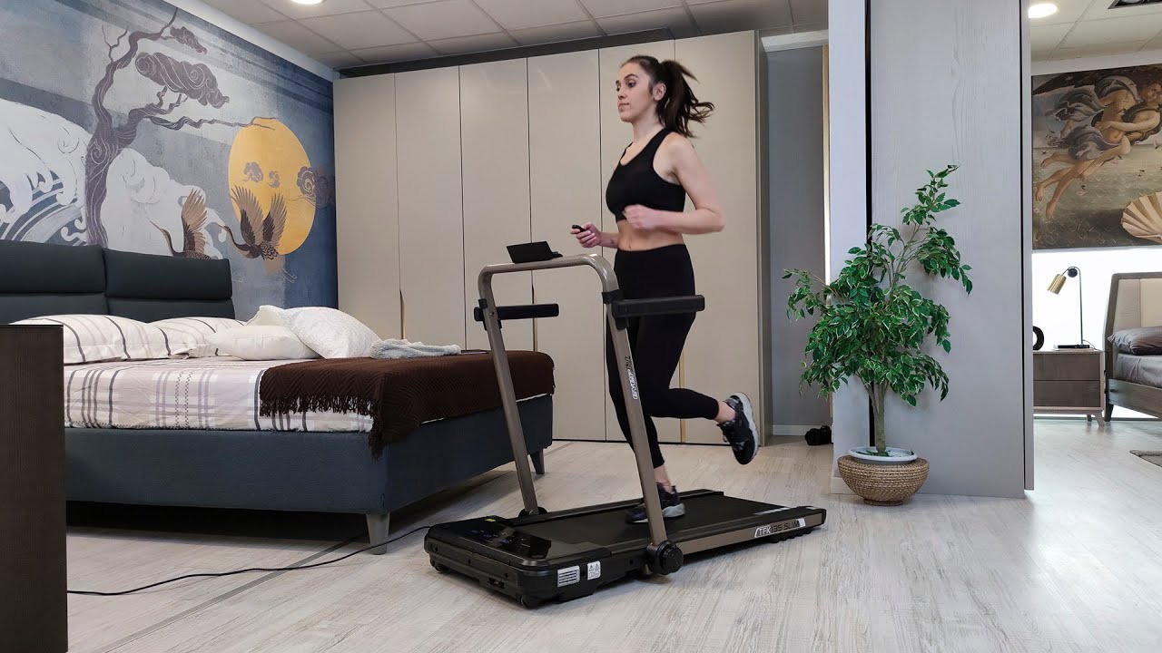 Бігова доріжка Everfit TFK 135 Slim Pearl White (TFK-135-SLIM-W)