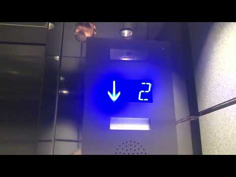 Metro (mod by TK) Traction Elevator @ Tritech Center - Minneapolis, MN