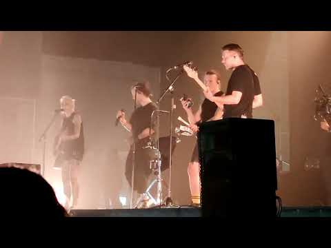The Rasmus Feat Emppu Suhonen - October & April - Live (2022.10.17. Budapest, Hungary)