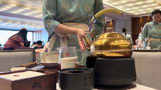tried Cantonese morning tea at Guangzhou’s White Swan Hotel! 