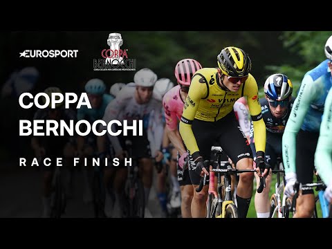 POWERFUL FINISH! 👏 | Men's Coppa Bernocchi Race Final Kilometres | Eurosport Cycling