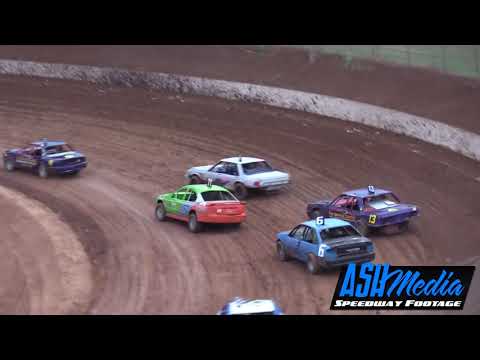 Heat Race of the Night: Open Sedans B-Grade - Archerfield Speedway - 16.02.2019