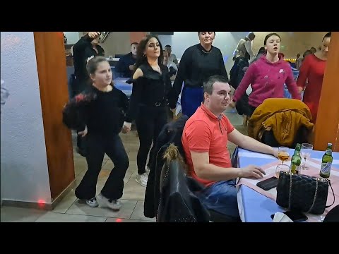 Kolo za najljepsu djevojcicu "Sumeu" restoran Geri, bend Benjo & Damir