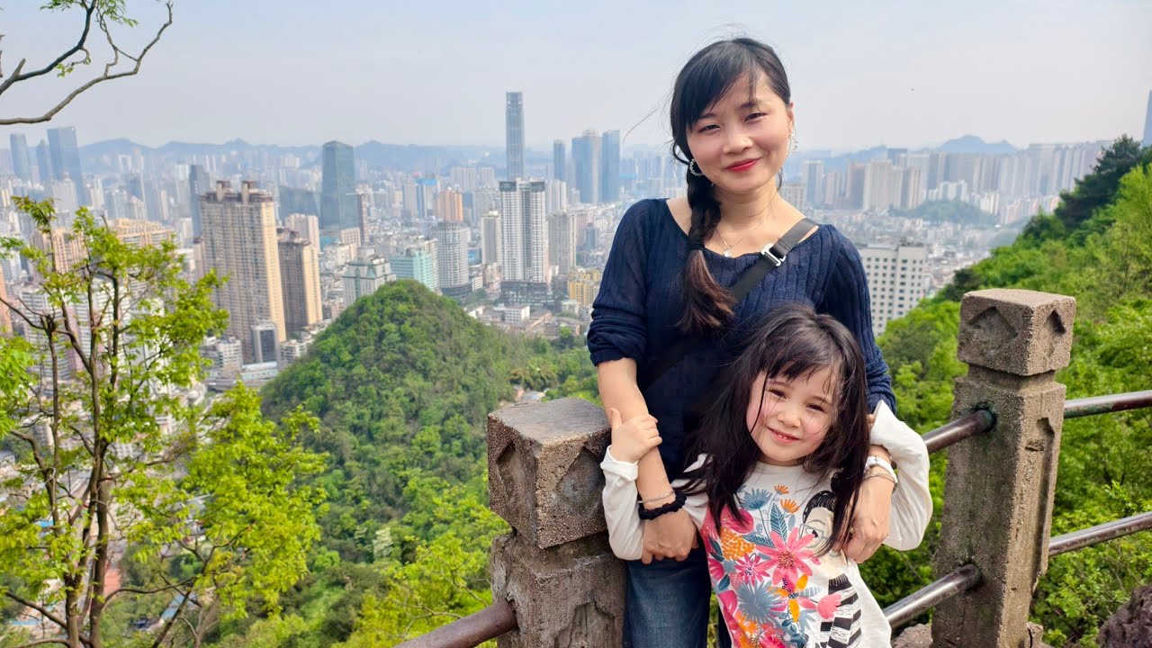 CHINA EN DIRECTO: GUIYANG A FONDO - DÍA 2 - CAPITAL DE LOS MONOS | Jabiertzo