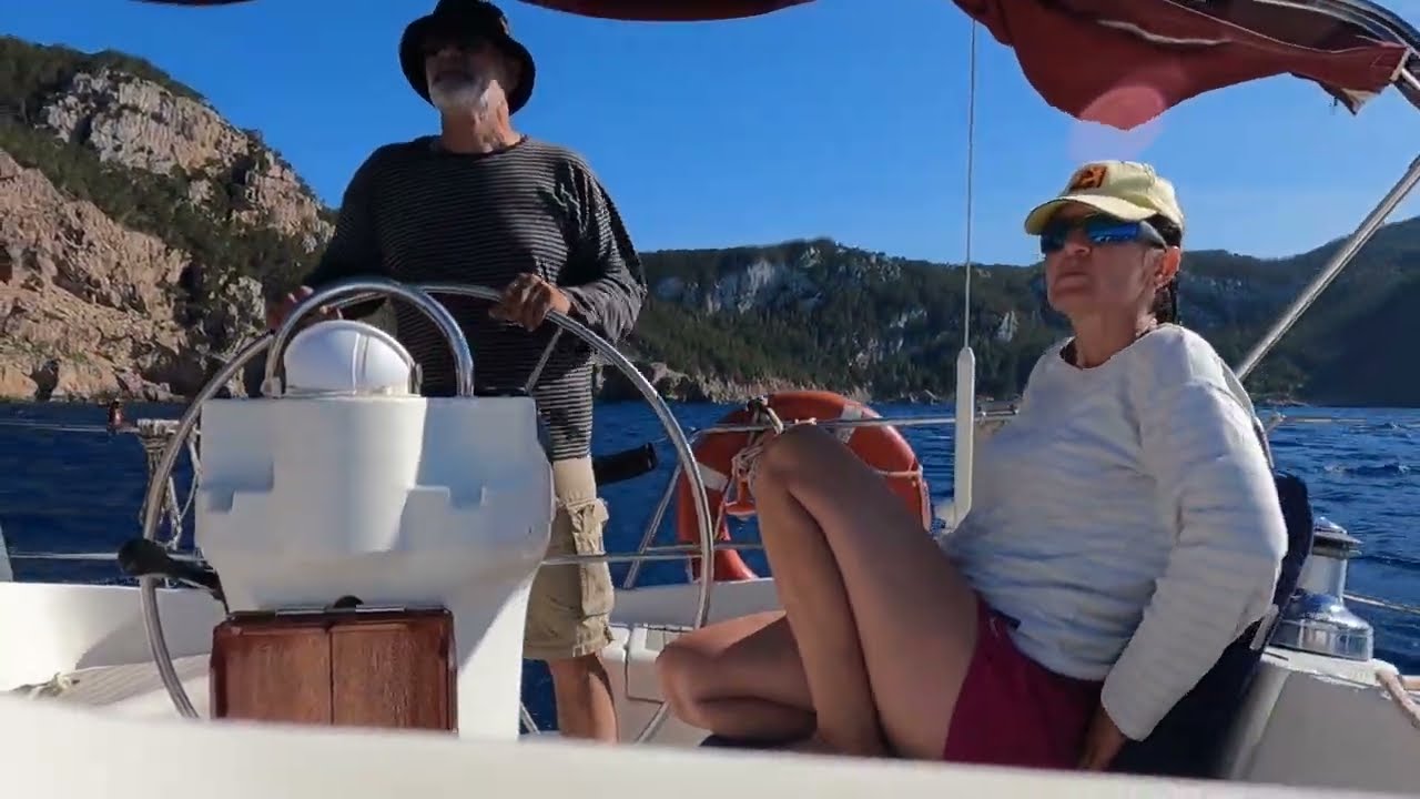 230502 Ibiza: hacia Cala Benirrás