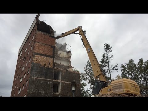 SCHWESTERNWOHNHEIM - MÁQUINA DE DEMOLOÇÃO 80 T - 80 t ABRISS-KRAN