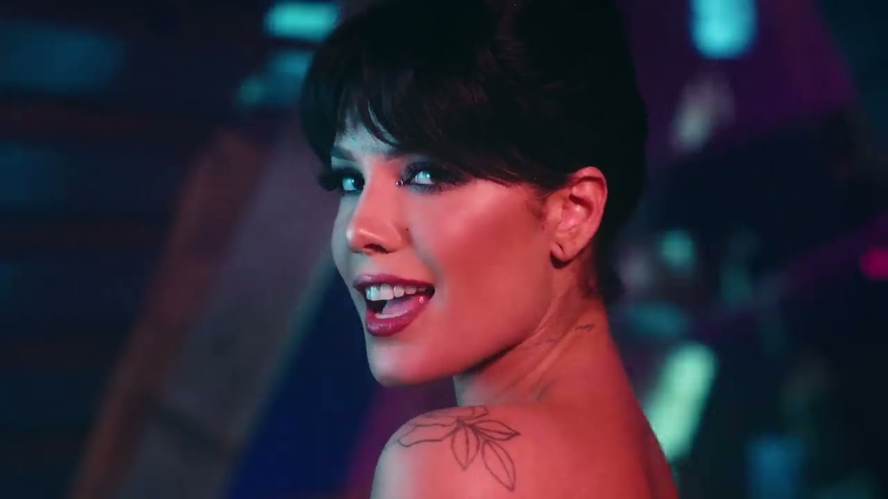 Halsey You Should Be Sad Deutsch