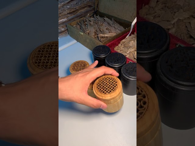 مبخرة سيارة خشب