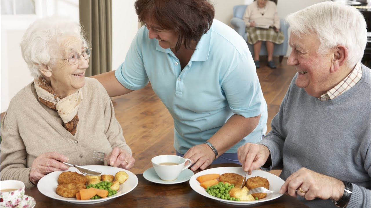 COMIDAS A BAJO COSTO PARA PERSONAS DE LA TERCERA EDAD