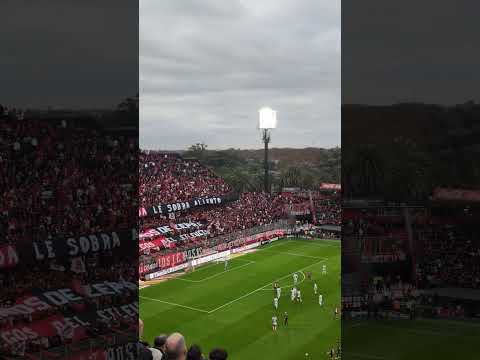 "Newells Old Boys - Hinchada" Barra: La Hinchada Más Popular &bull; Club: Newell's Old Boys &bull; País: Argentina