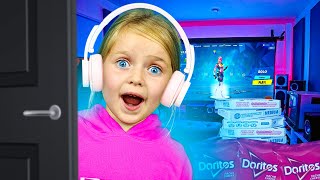 5 YEAR OLD Builds Secret FORTNITE Gaming Room!! (H1ghSky1s SISTER)