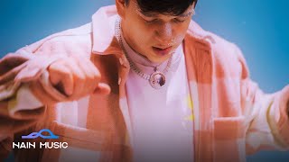 Frío Music Video