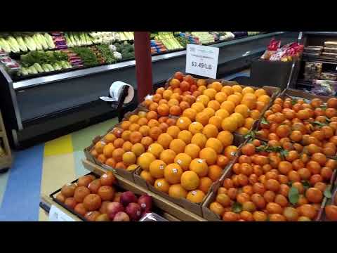 Vamos ao New Sagaya City Market, no centro de Anchorage, Alasca!