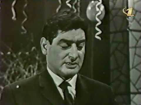 Пародист дудников. Дудник пародист. Пародист дудников. Дудник пародист. Музыкальные пародии из передачи вокруг смеха.