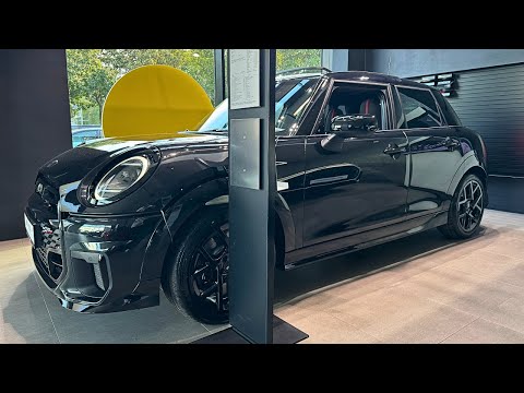 NEW 2025 MINI Cooper 5-Door - Interior and Exterior Details