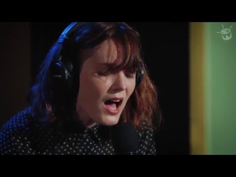 Sarah Blasko covers David Bowie Life On Mars for triple js Like A Version Full HD
