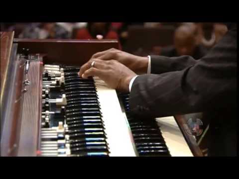 Derrick Jackson at West Angeles COGIC - Organ Solo with Praise Break