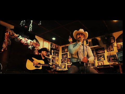 Pablo Del Monte - Una Última Botella (Video Oficial).