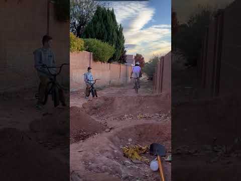 Me one year ago vs now #biker #bicycle #mountainbiker #downhill #mtb #bike #progress