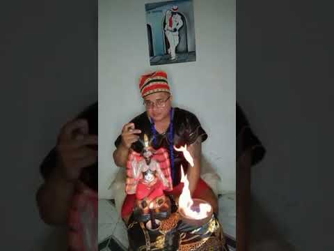 Diferença de Necrolatria e Necromancia na Quimbanda.