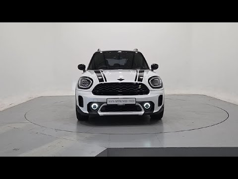 Mini Countryman Cooper S E Exclusive - Image 2