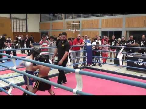 2013-06-29 SDM des WFMC Niklas Baumann Sieg im Finale Lowkick -45Kg -12J - Sugambrer Fightclub