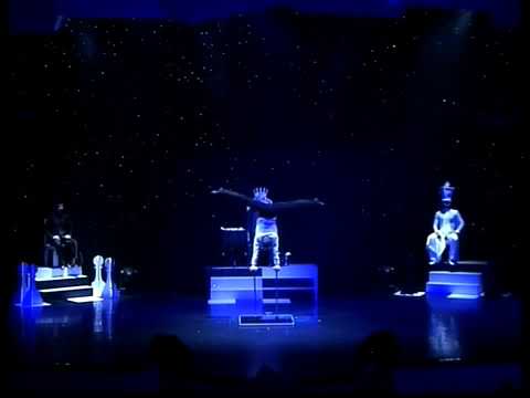 Hand Stand Act for cruise ship j11HS180705