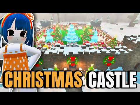 I Built a CHRISTMAS CASTLE using the NEW CLASS in 99 Nights in the Forest (Roblox)