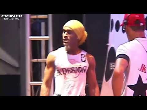 QUEBRADEIRA CHICLETE FERREIRA / GIL E NEGO POM / NO STYLLO.