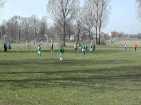 KS ŚLĘŻA TYNIEC-UKS DOMANICE 4:2(2:1)