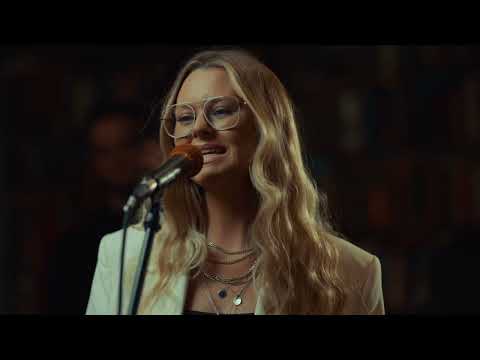 Lusaint - Summertime (Official Music Video)