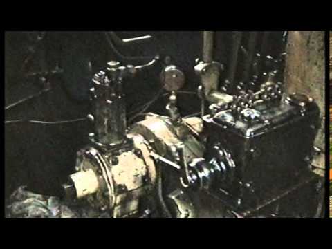Single Cylinder Berkel Engine in Dutch Barge - Luxemotor mv Lucia