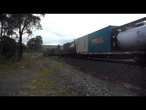 NR109 NR102 MB5 at Kimlore East 13/10/12