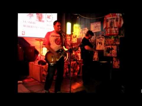 Hubertovy Součástky - Biřic čas live z Heřmaňáku 11.11.2011