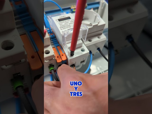 Vídeo relacionado con Flintronic Medidor de Consumo Eléctrico, Monitor de Electricidad con Pantalla LCD Retroiluminada con Protección Contra Sobrecarga, Monitoreo de Energía Utilizada, Watt, Costo de Electricidad (FR)