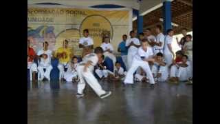 preview picture of video 'Capoeira em Canindé 2009 ! AABB Comunidade (parte 2/2)'