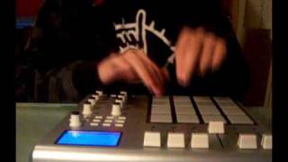 Video thumbnail for AKAI MPD24 - Live beatmaking [EP] by EnigmatikoProds