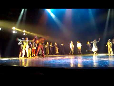 Том Сойер,  финальный танец