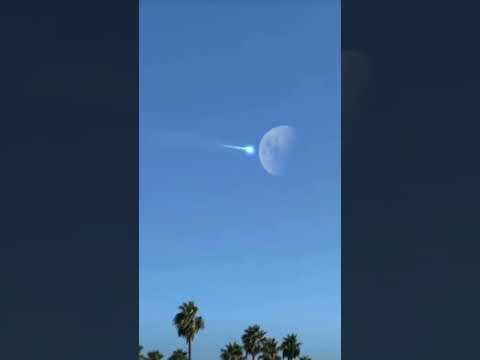 Meteor hit the moon #supersonic#shockwave #shorts #meteor #comet #impact #blast #asteroid