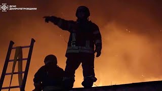 Russischer Drohnenangriff auf Dnipro verletzt Menschen und beschädigt Gebäude