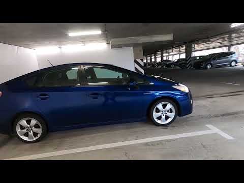 фото toyota prius iii (xw30) 0