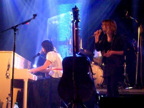 Katarína Knechtová a Aneta Langerová - Spomal (Olomouc)