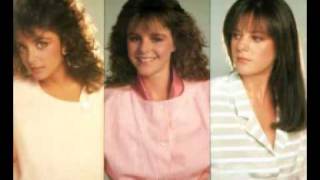 Para Escribir Tu Nombre Lyrics English Translation