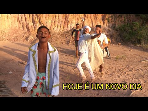 FUNDO DE QUINTAL OFC - HOJE É UM NOVO DIA UM NOVO TEMPO (ESPECIAL DE ANO NOVO)