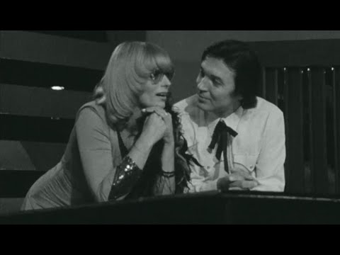 Karel Gott & Naďa Urbánková - Jsem na světě rád (Cryin' Time) (1979)