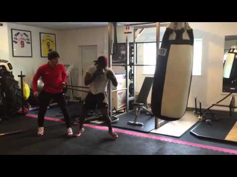 Resistance band & bag work with Tamuka Mucha at TJ Fitness & Wellbeing